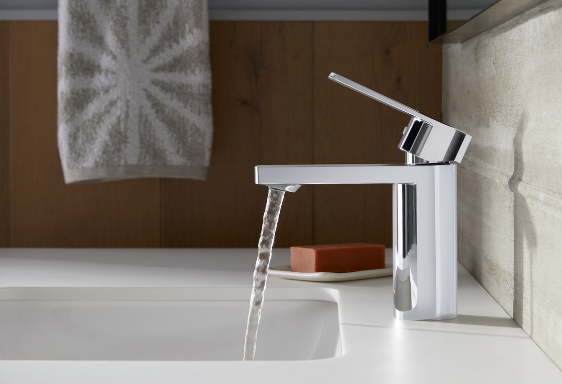La nueva cara del minimalismo en grifería para baño-KOHLER